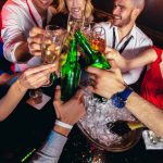Come scegliere la discoteca giusta in Puglia in base a musica, età e atmosfera